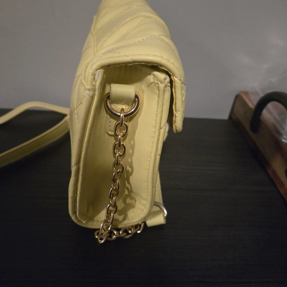 Bebe Quilted Yellow Crossbody Bag - Elegant Everyday Style Nwt